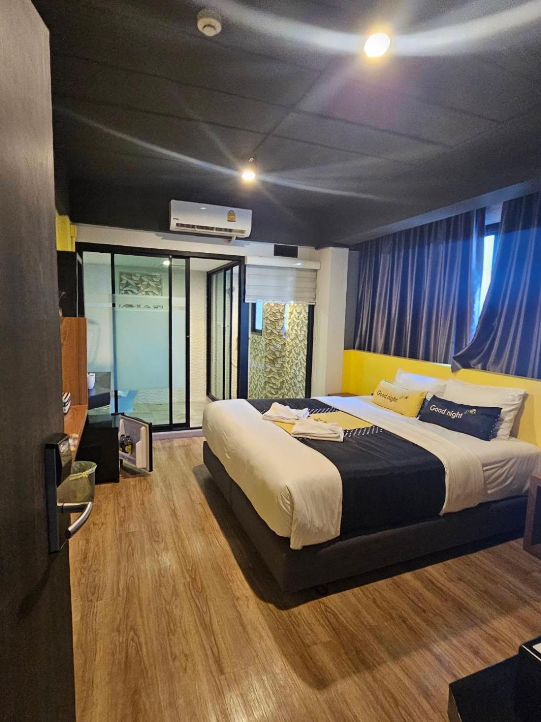 The Hive Chiang Mai Hotel Luaran gambar