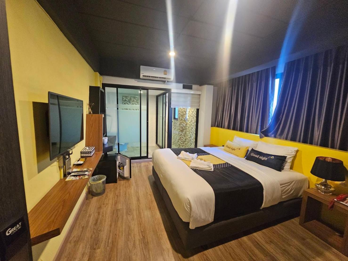 The Hive Chiang Mai Hotel Luaran gambar